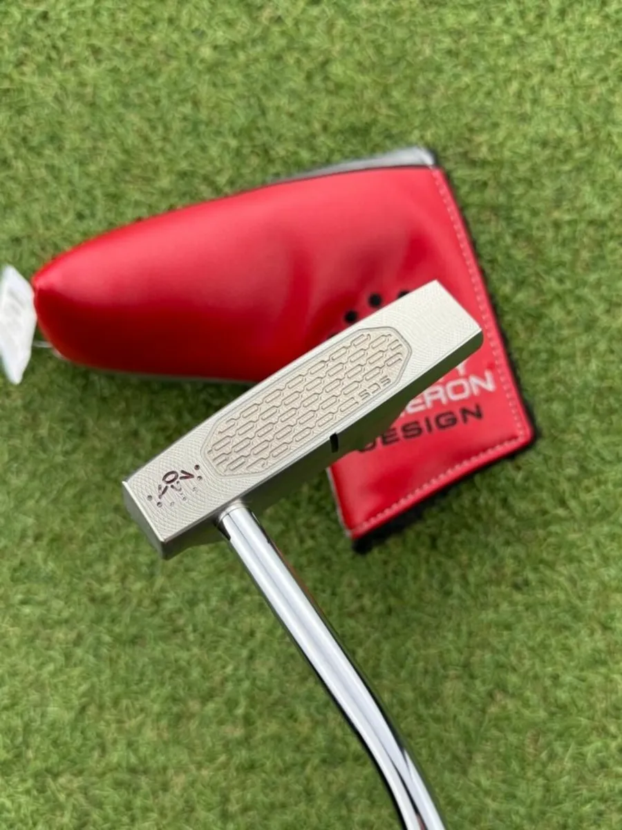 SCOTTY CAMERON STUDIO STYLE FASTBACK 2025 PUTTER - Image 3