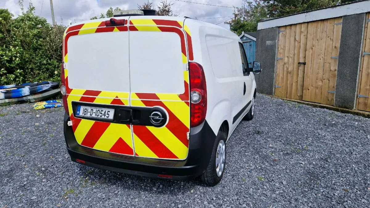 Opel Combo 2018 Tax and Test - Image 4