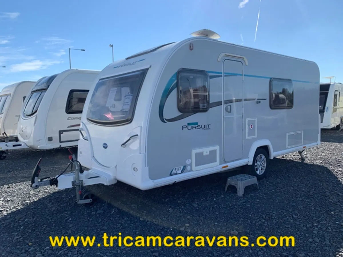 2015 Bailey Pursuit 430/4, Lightweight Fixed Bed - Image 1