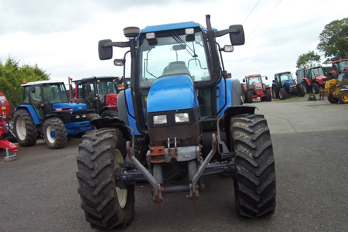 2001 New Holland TS115 - Image 2