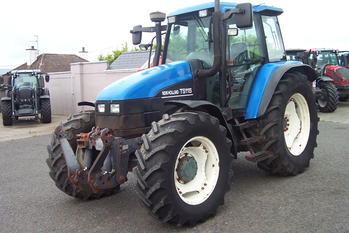 2001 New Holland TS115 - Image 3