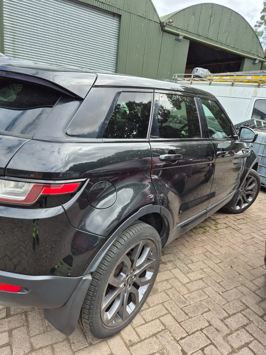 Land Rover Range Rover Evoque 2016 - Image 2