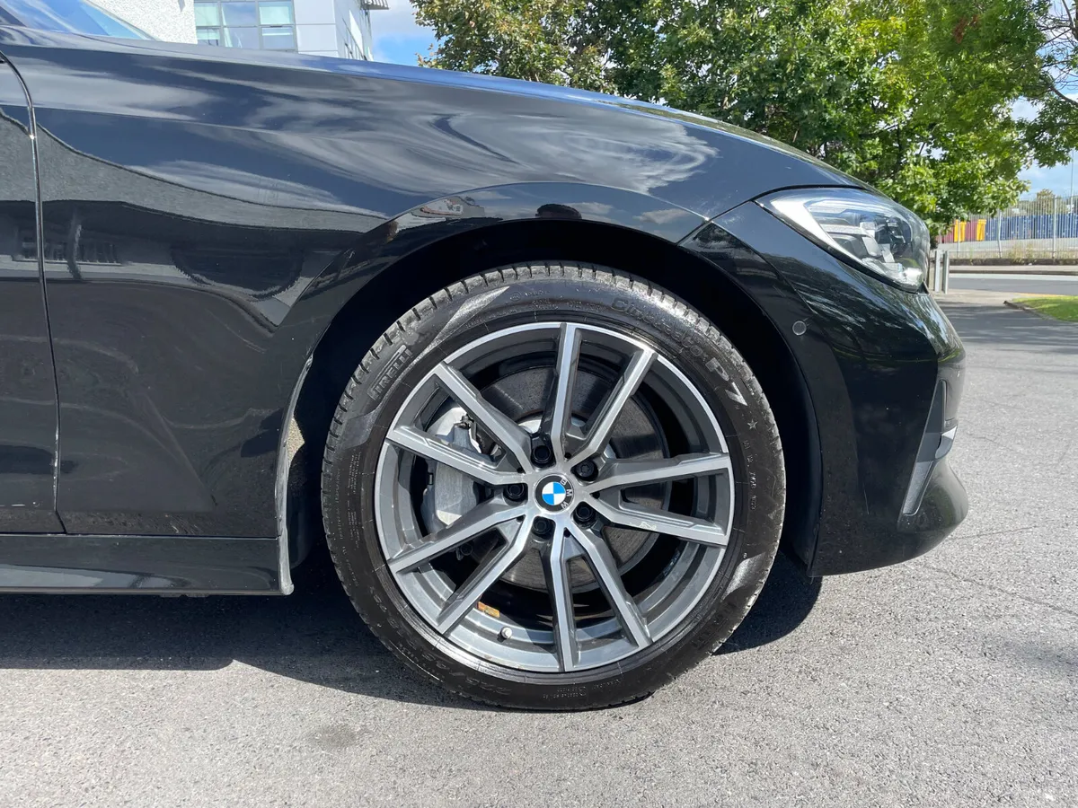 330E - AUTO SPORT-HEATED LEATHER-140TAX-APPLE PLAY - Image 2
