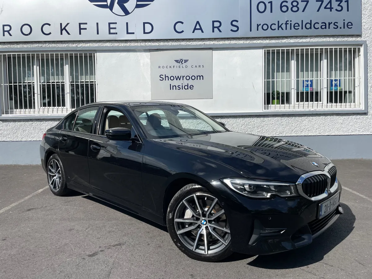 330E - AUTO SPORT-HEATED LEATHER-140TAX-APPLE PLAY - Image 4