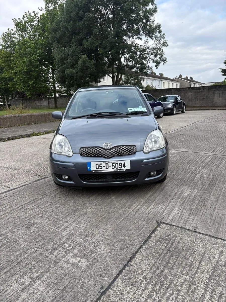Toyota Yaris - Image 2