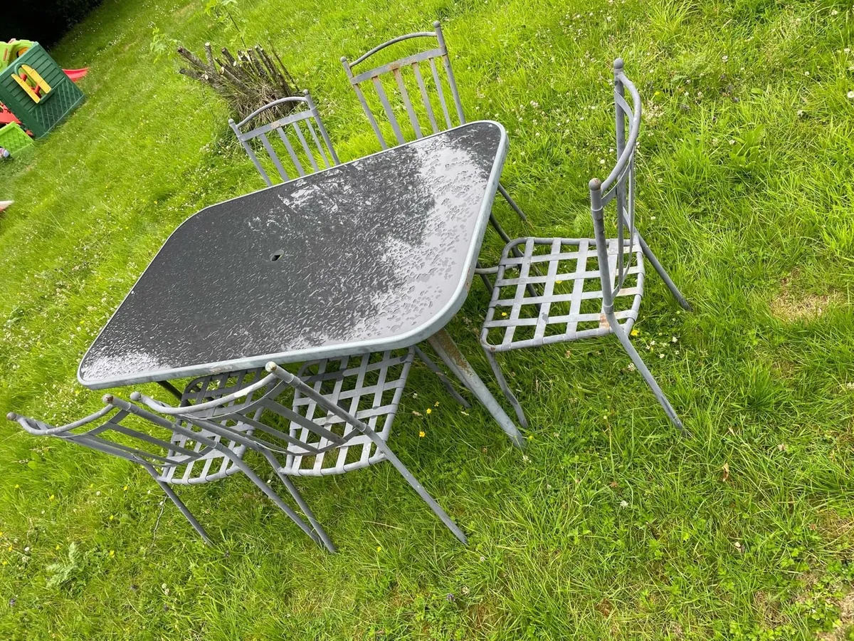 Garden table + 5 chairs set - Image 2