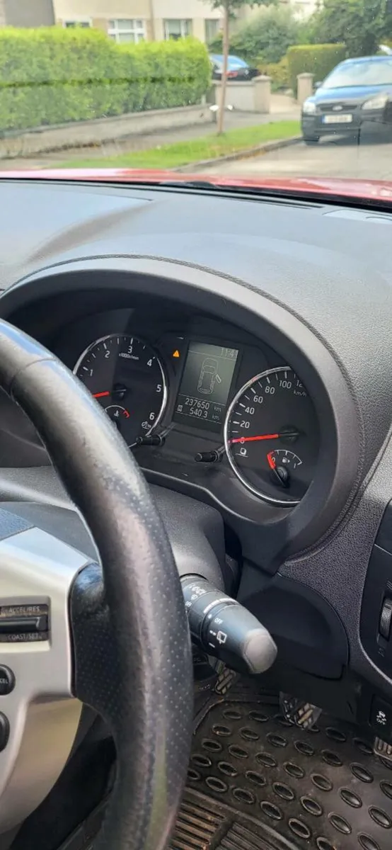Car - Image 3