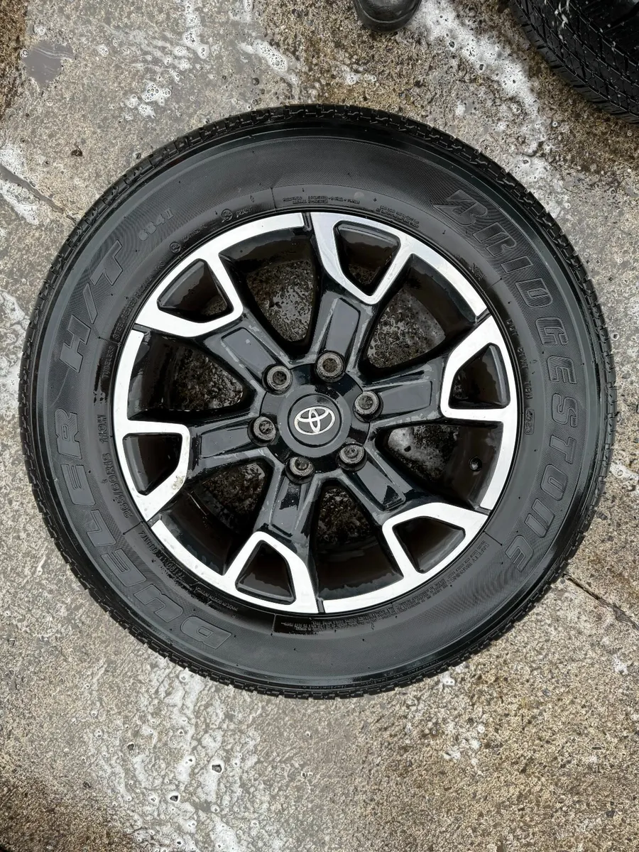 HILUX 18" ALLOY WHEELS - Image 4