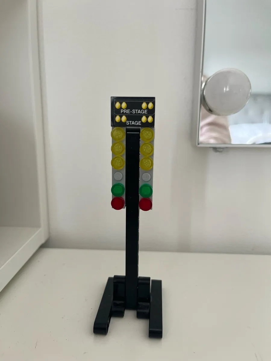 Lego Creator Race Car with traffic lights - Image 3