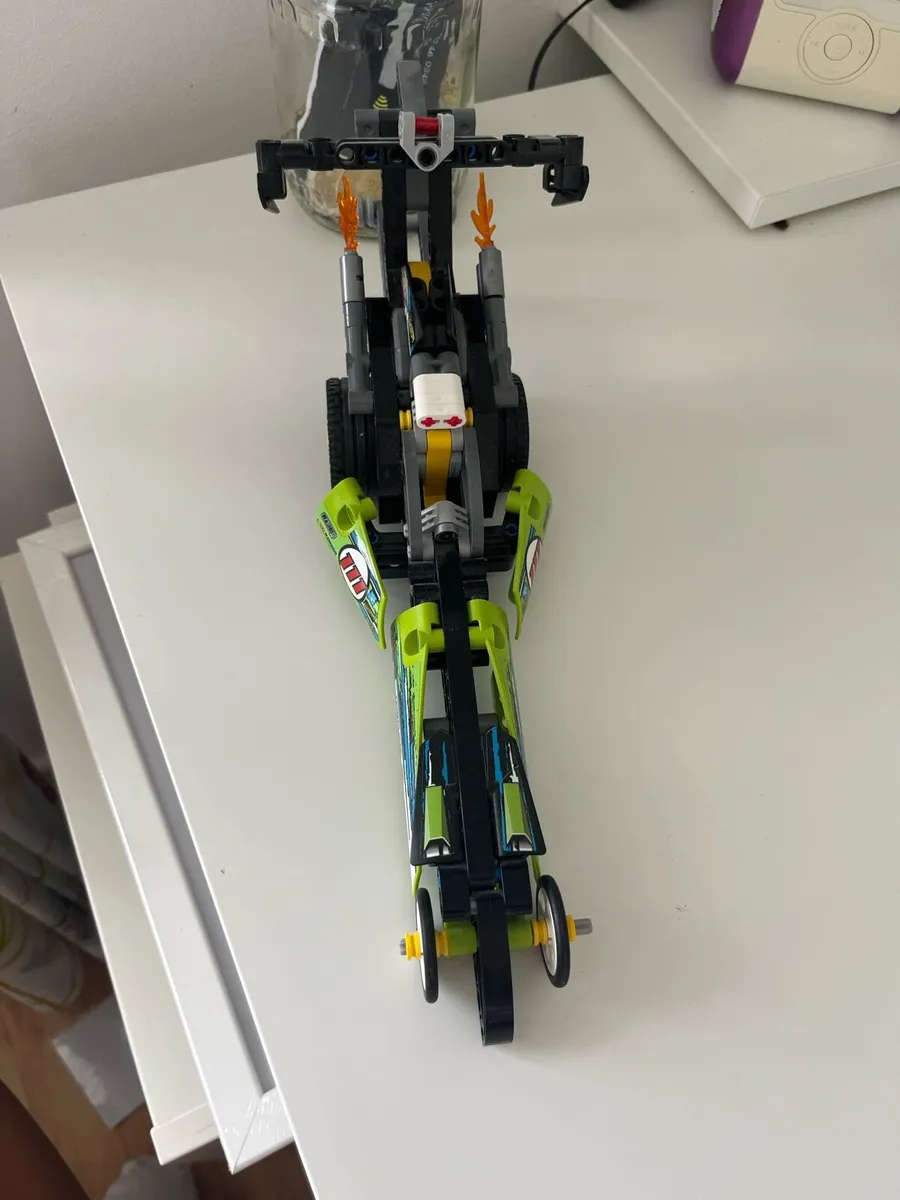 Lego Creator Race Car with traffic lights - Image 4