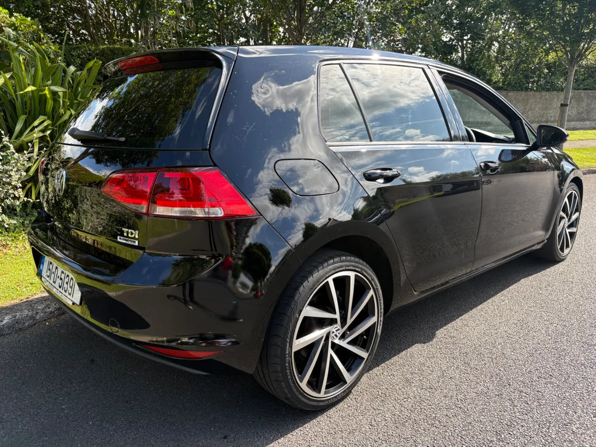 Volkswagen Golf 2015 superb condition - Image 2