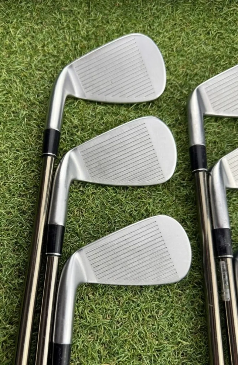 SRIXON ZX4 IRONS / 5-PW / REGULAR - Image 4