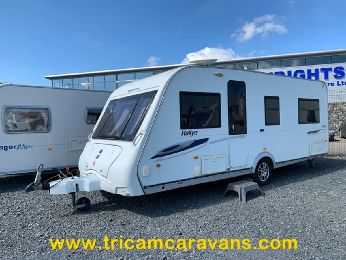 2009 Compass Rallye 544/4, Fixed Bed - Image 1