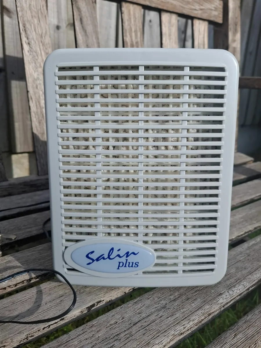 Air purifier - Image 2