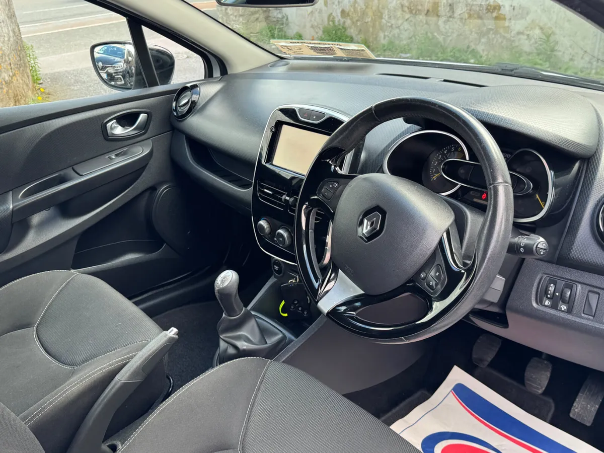 Renault Clio Ideal starter car - Image 4