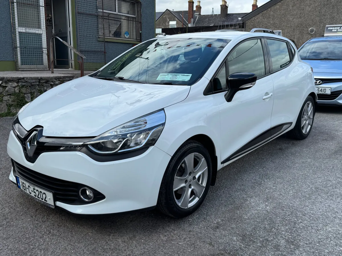 Renault Clio Ideal starter car - Image 2