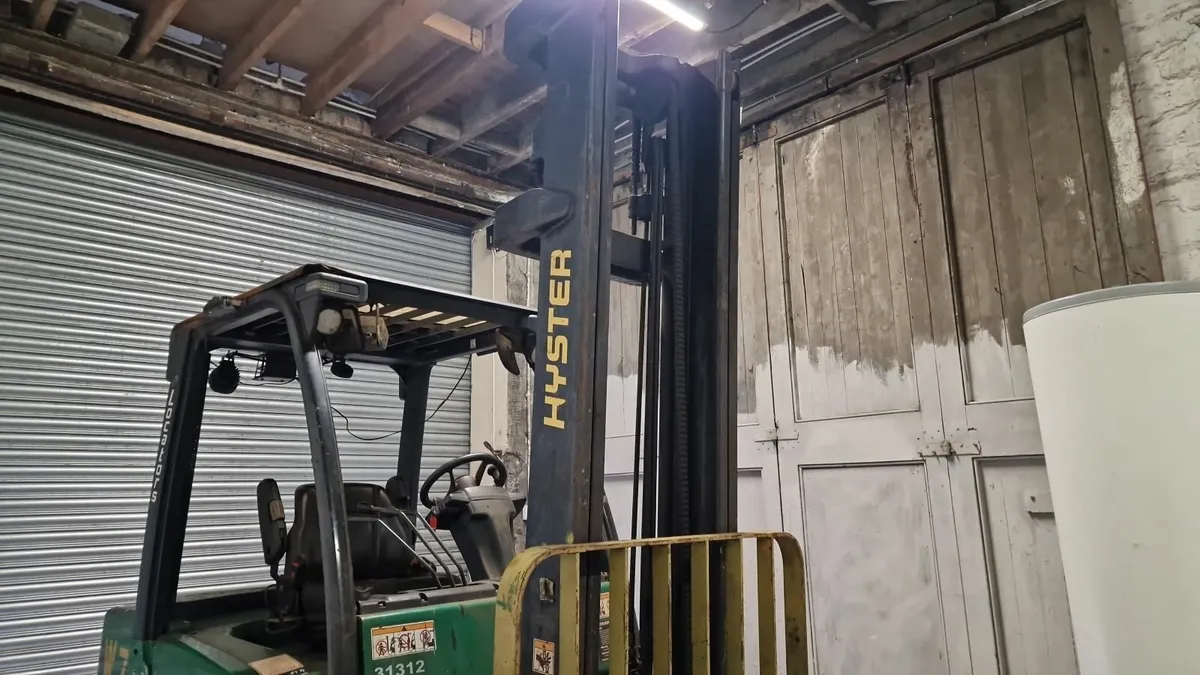 2017 Hyster 3 ton forklift fork lift - Image 4