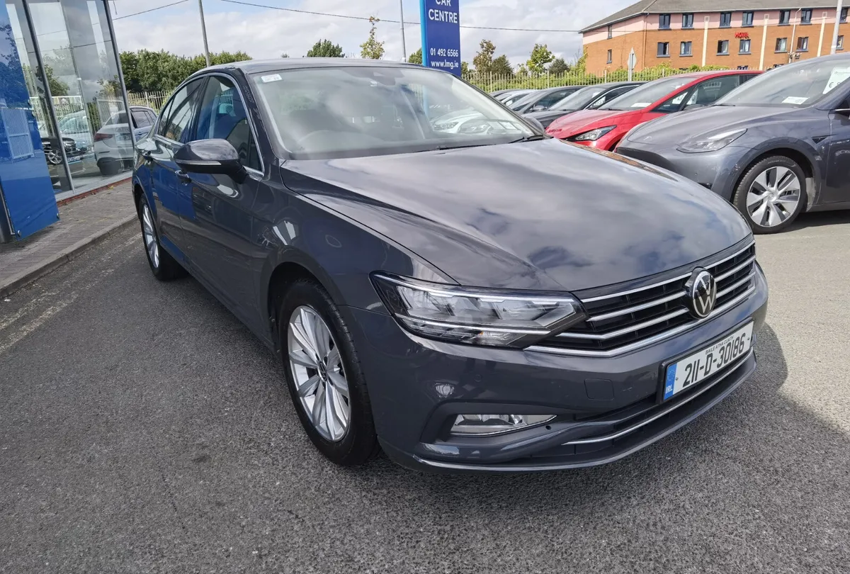 VOLKSWAGEN PASSAT 2.0TDI BUSINESS AUTOMATIC - Image 3