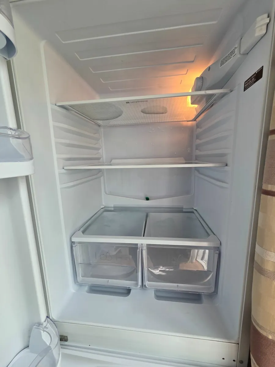 Fridge/Freezer 50/50 - Image 1