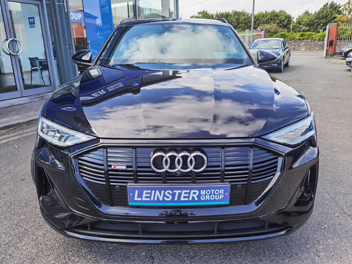 AUDI E-TRON 71KWH 50 QUATTRO S LINE BLACK EDITION - Image 4