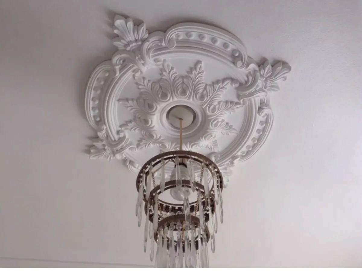Brand New - x2 Large Beautiful Ornate white Ceiling rose Home Decor Victorian Medallion 72c - Image 2