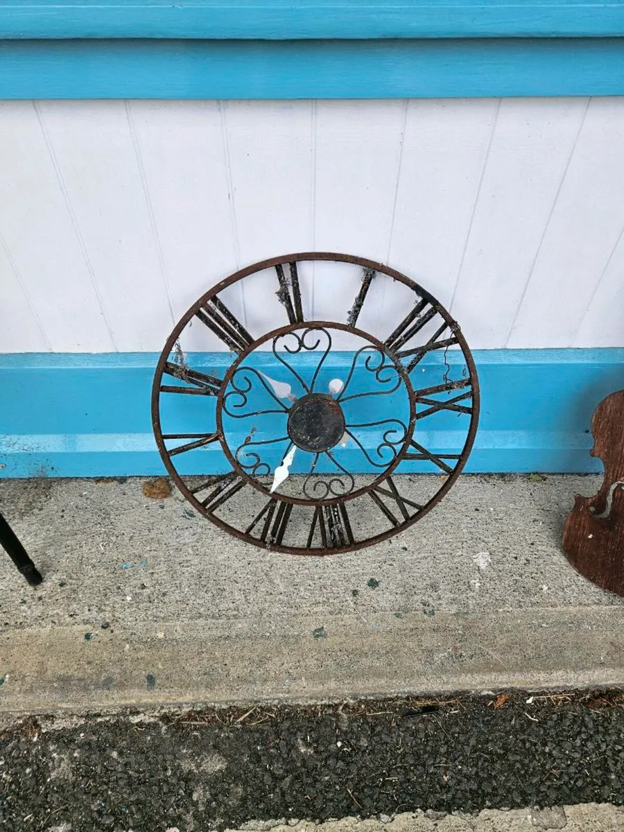 Rustic Outdoor Clock - Image 3