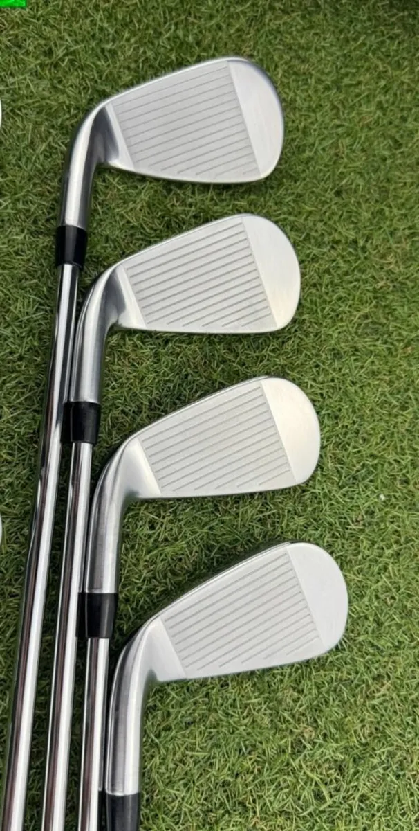 TITLEIST T350 IRONS / 5-PW-AW /  REGULAR - Image 4