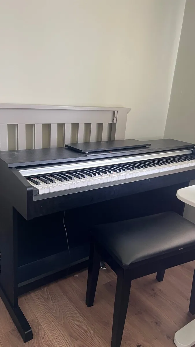 Electric piano yamaha