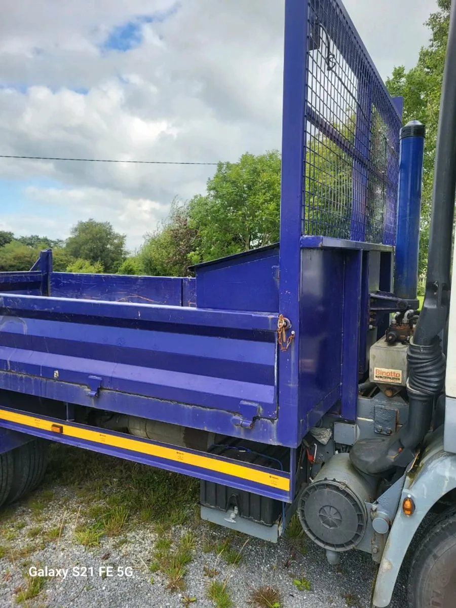 Daf 7.5 tonne tipper - Image 3