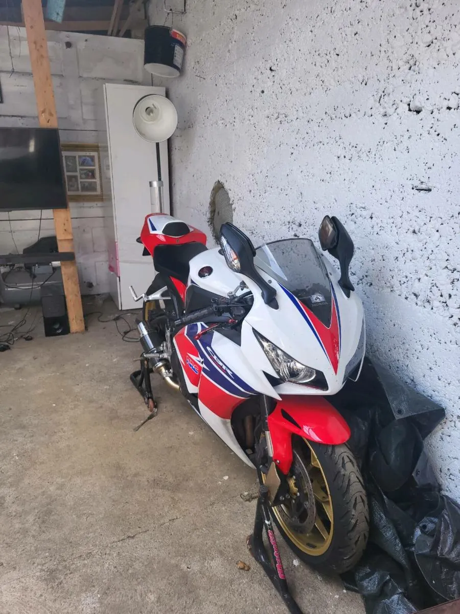 Motorbike - Image 3