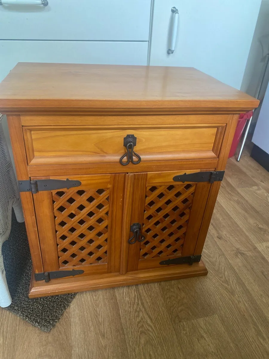 2x bed side tables - Image 2
