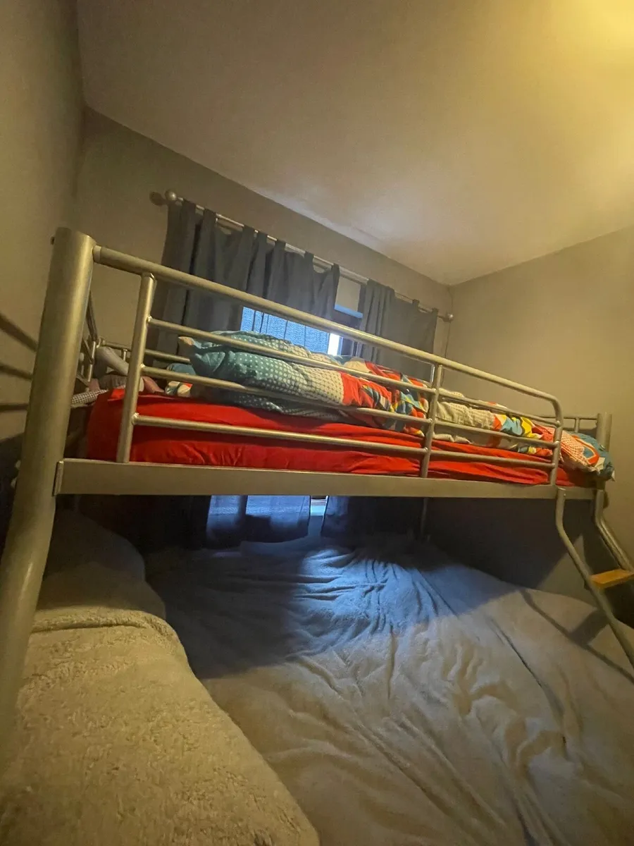 Triple Sleeper Bunkbed - Image 2