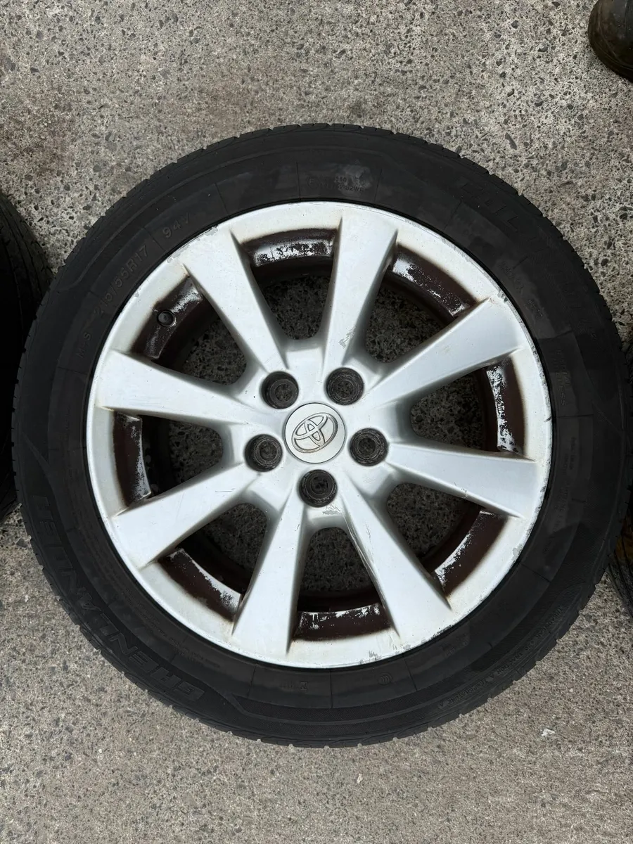 COROLLA 17" ALLOY WHEELS - Image 3