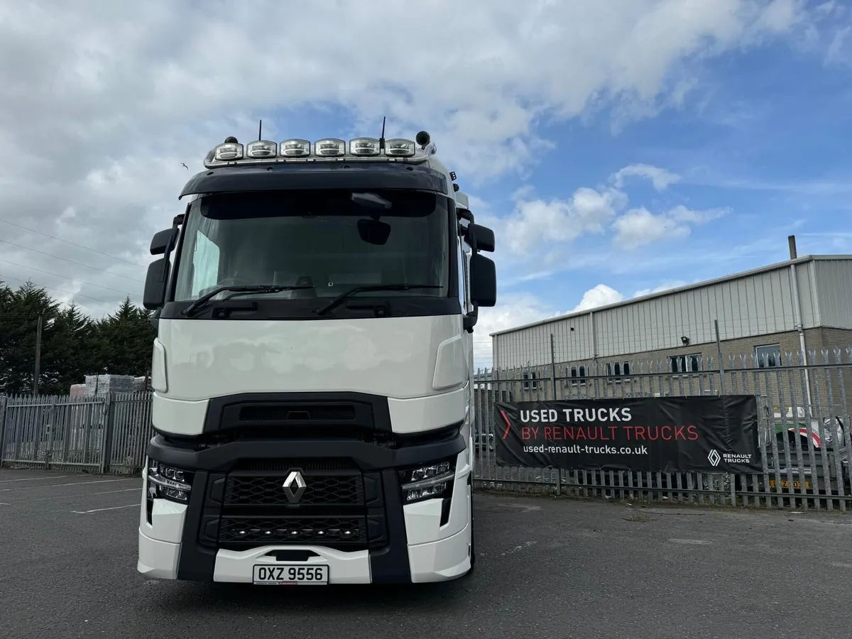 2022 Renault T-High 520 - Image 2