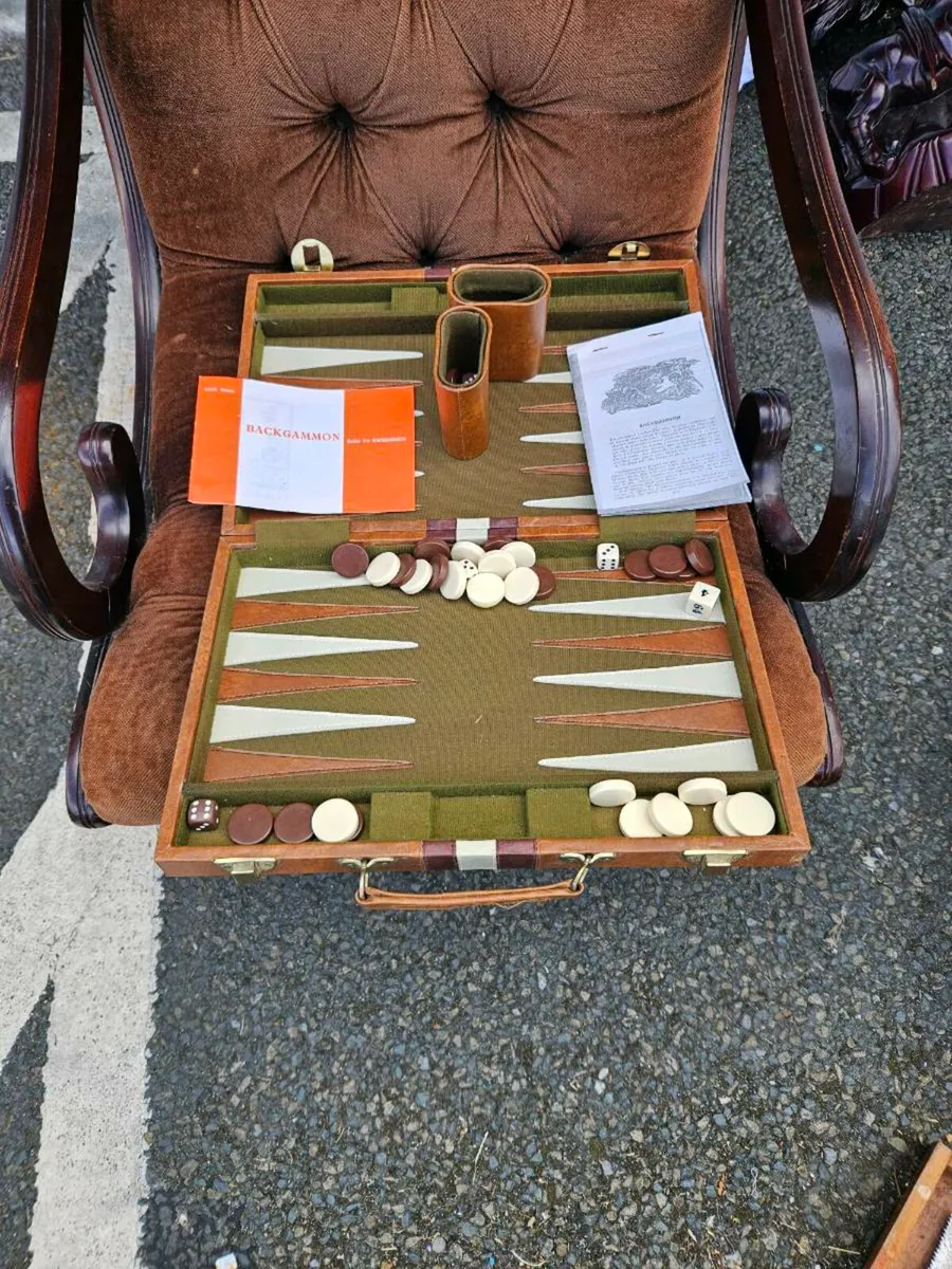 Vintage Looking Backgammon Case - Image 2