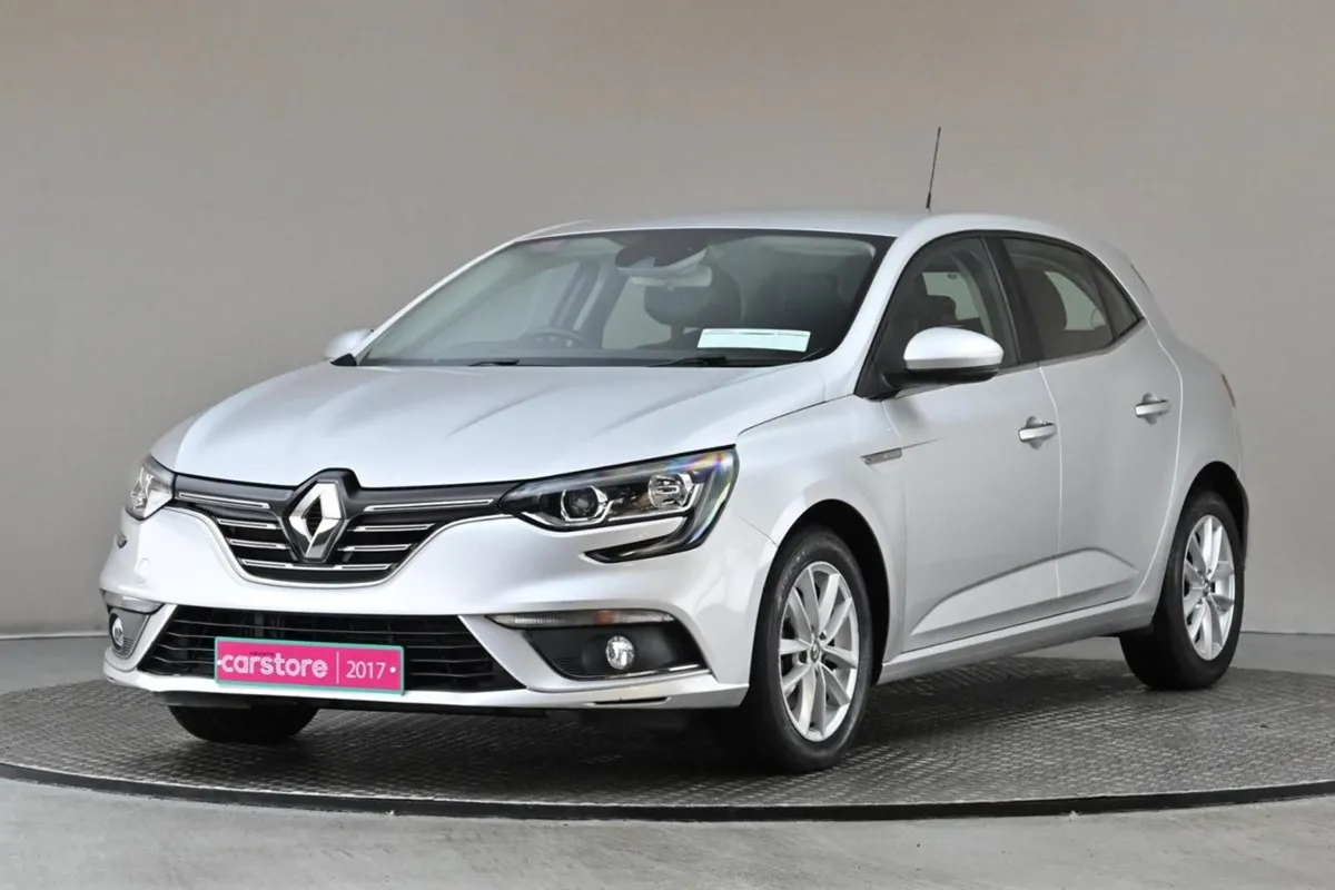Renault Megane 1.5 DCI Dynamique NAV 6spd 110BHP - Image 3