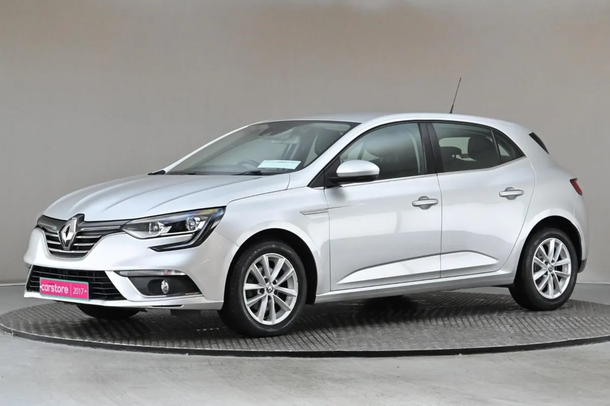 Renault Megane 1.5 DCI Dynamique NAV 6spd 110BHP - Image 4