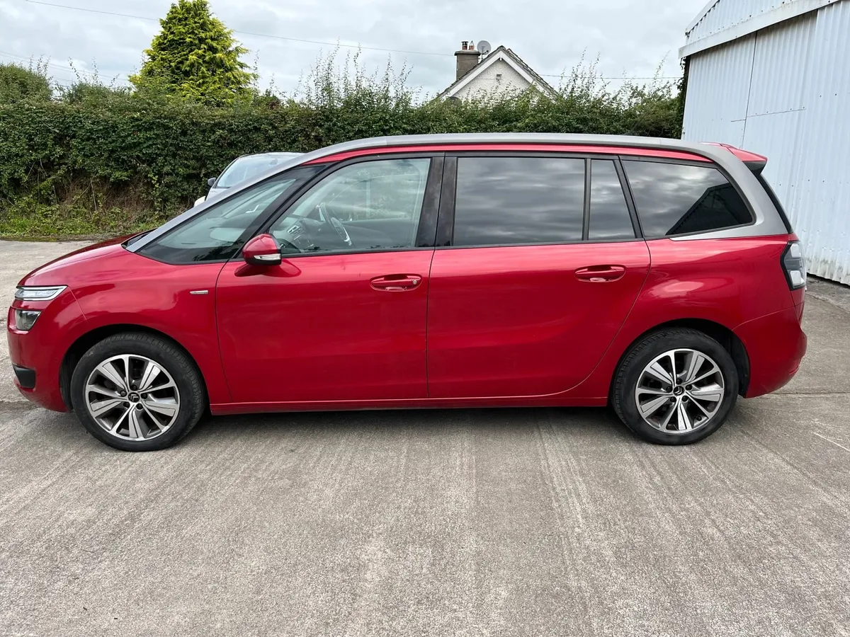 2016 Citroen C4 Exclusive (7 Seater) - Image 4