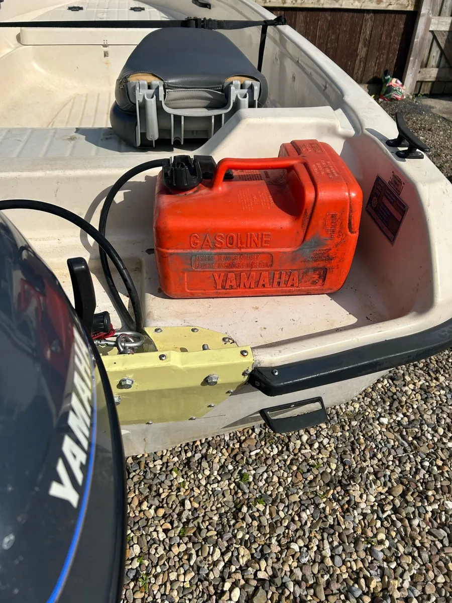 8hp Yamaha 4 stroke shortshaft outboard - Image 2