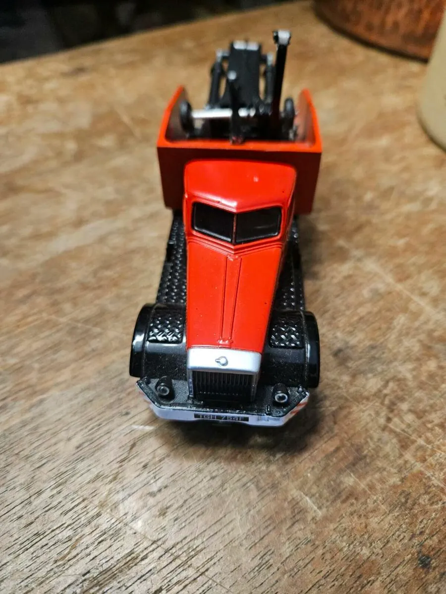 Corgi Code3 Tow Truck - Image 2