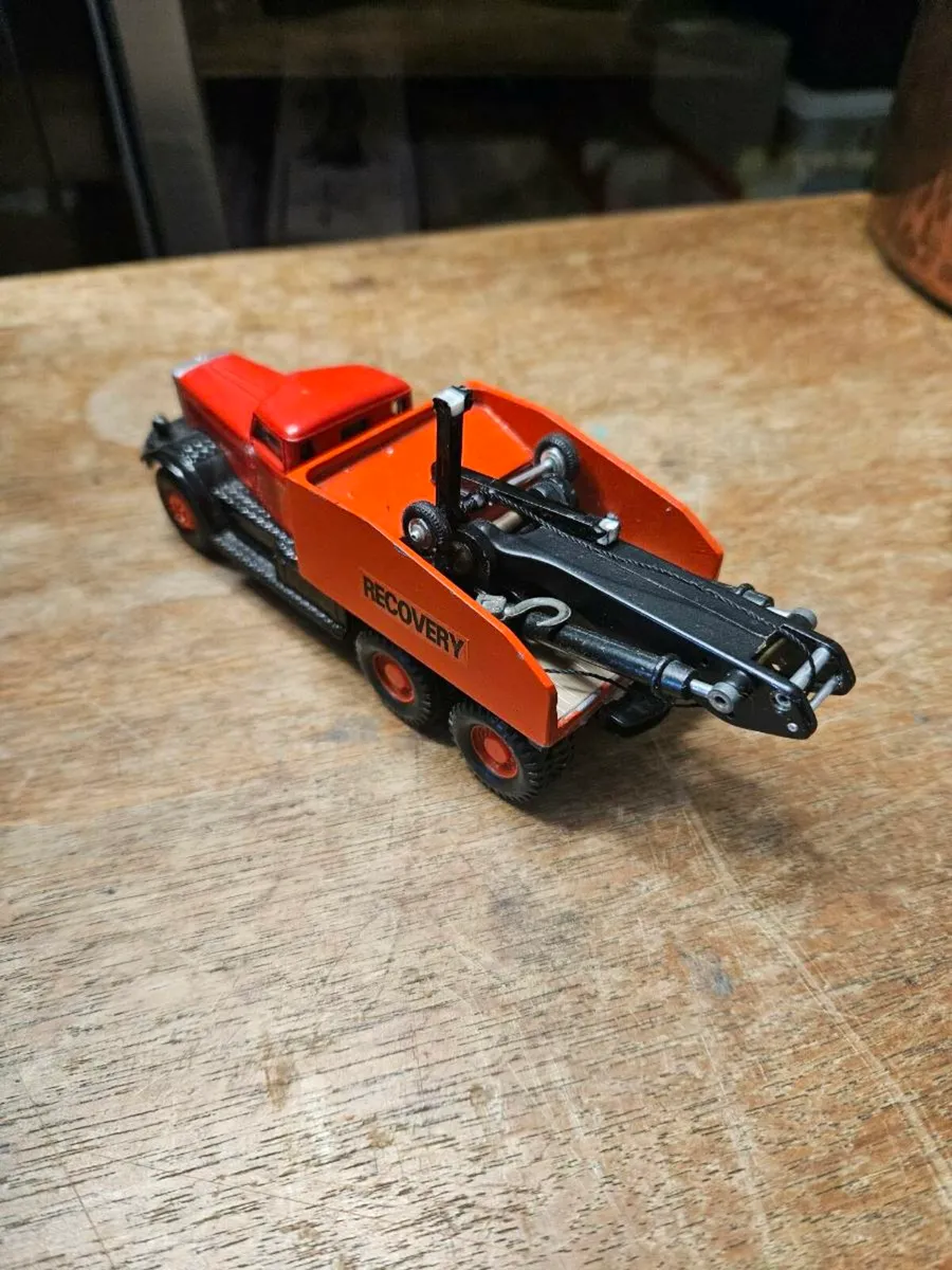 Corgi Code3 Tow Truck - Image 3