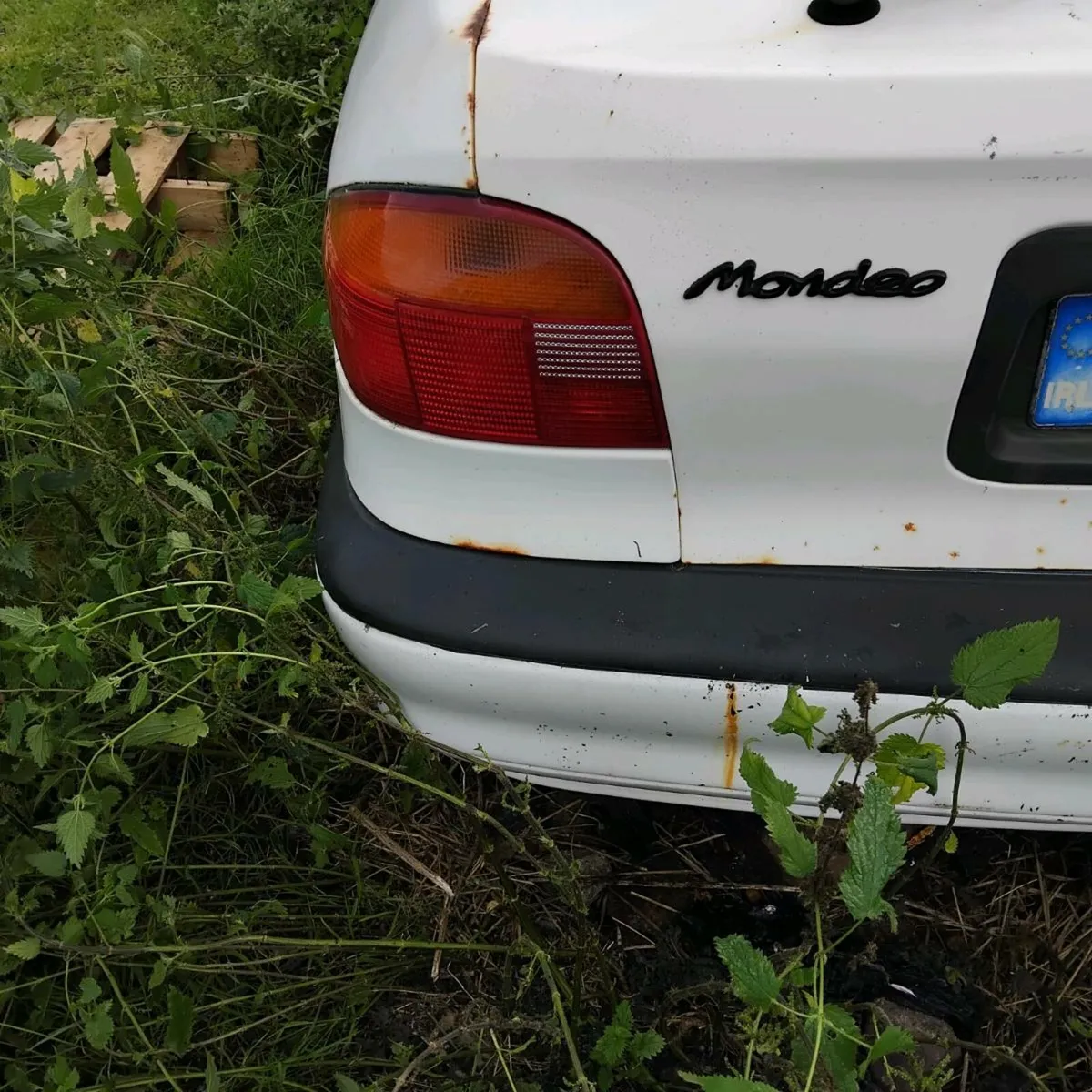 Ford mondeo  parts - Image 1