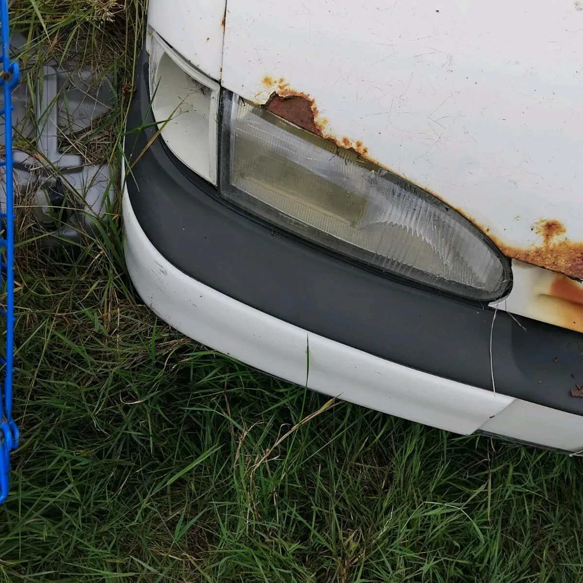 Ford mondeo  parts - Image 4
