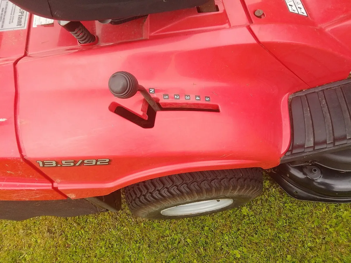 Ride on lawnmower - Image 4