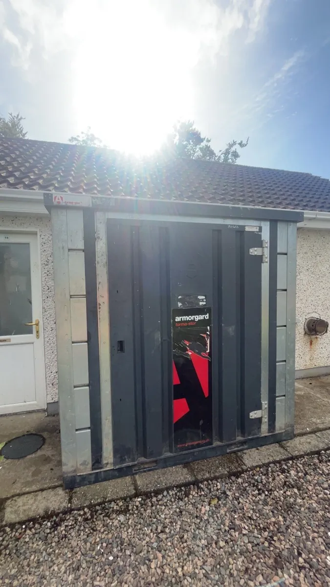 Armorgard Storage unit FR100-T - Image 1