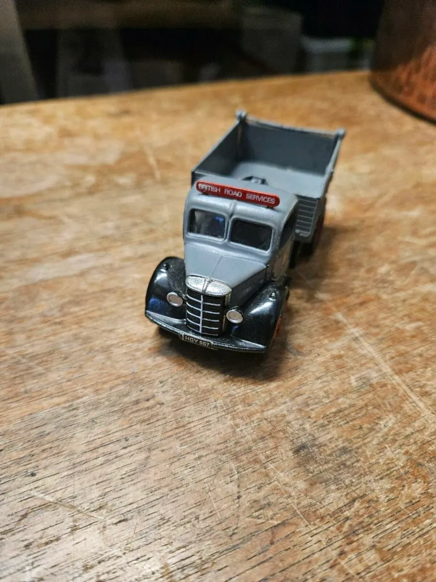 Corgi Code3 Tipper Truck 1.50 - Image 1