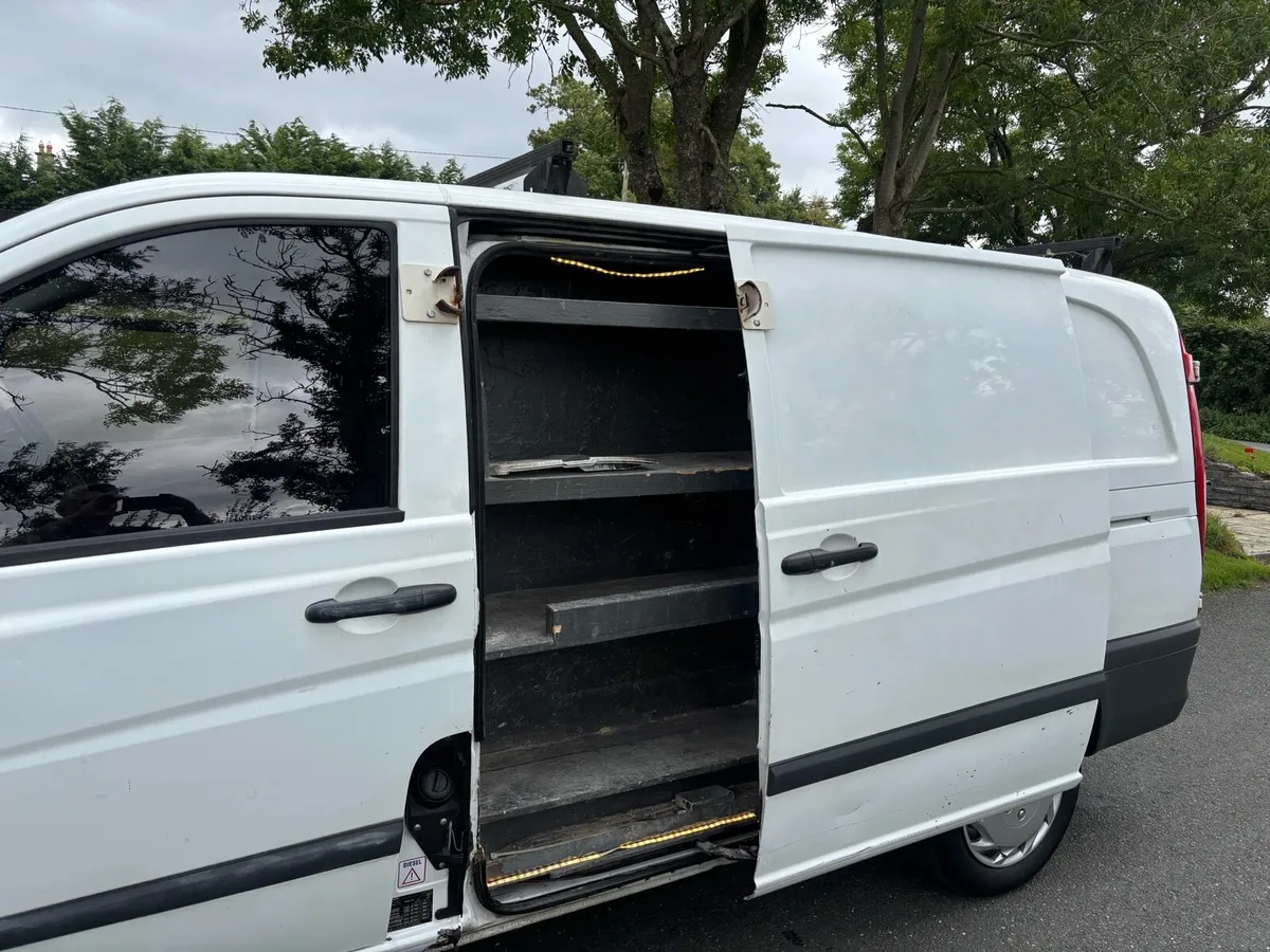 2013 Mercedes Vito - Image 4