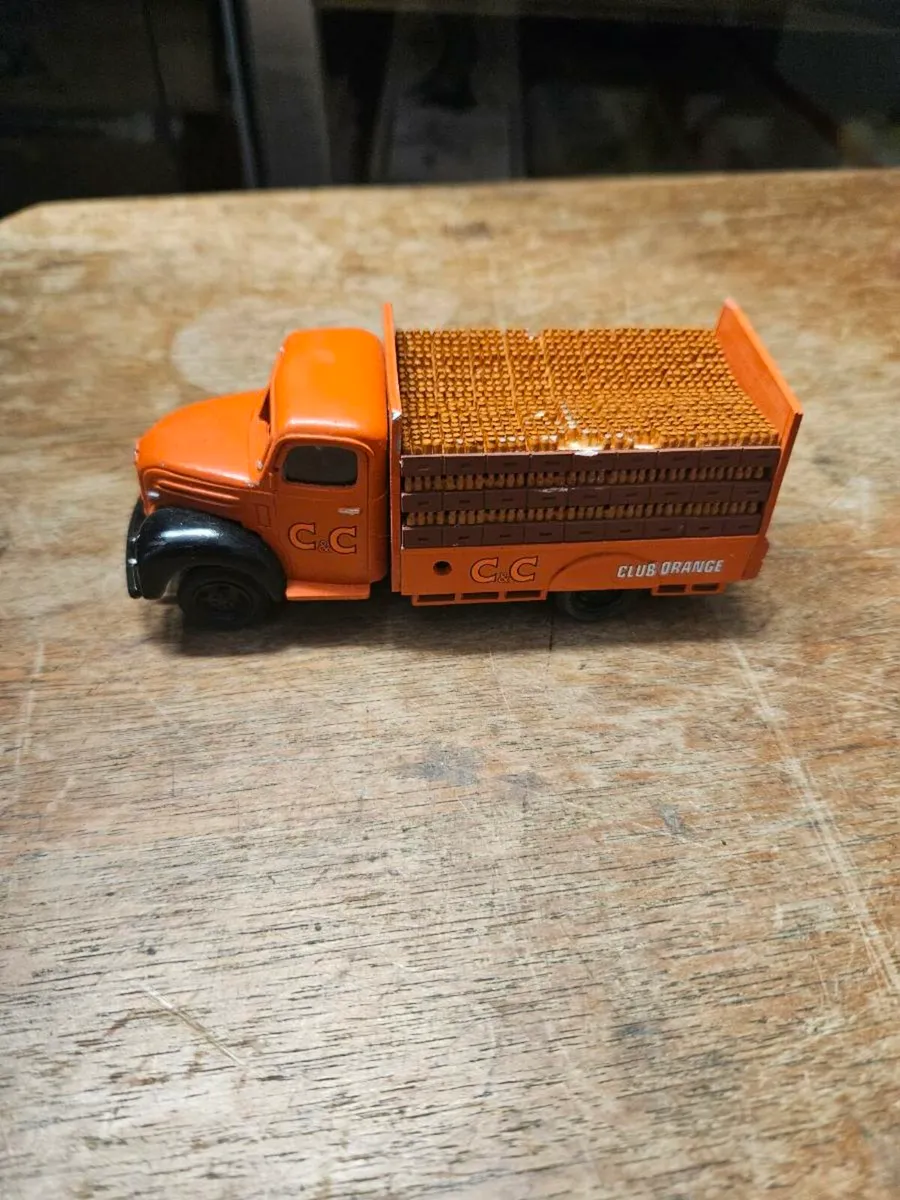 Corgi Promod Code3 Club Orange Truck 1.50 - Image 3