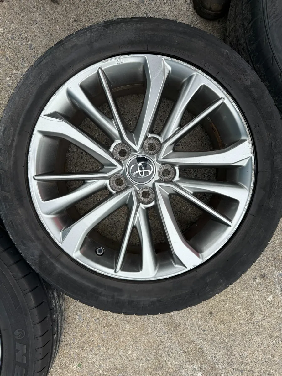 TOYOTA AVENSIS 17" ALLOY WHEELS - Image 3