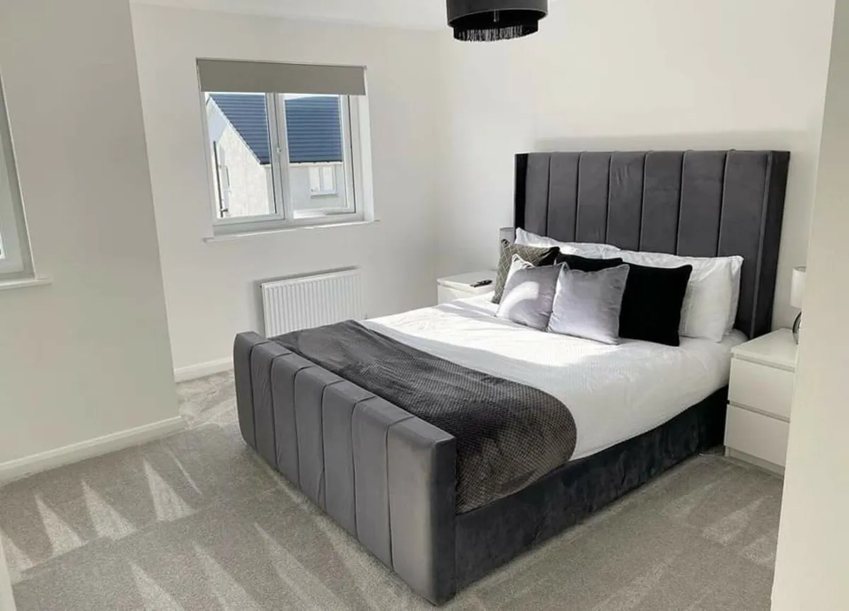 Luxury Single/Double Bed Frame With Mattress - Image 1